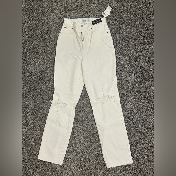 Abercrombie and Fitch 90s straight high rise - Picture 1 of 4